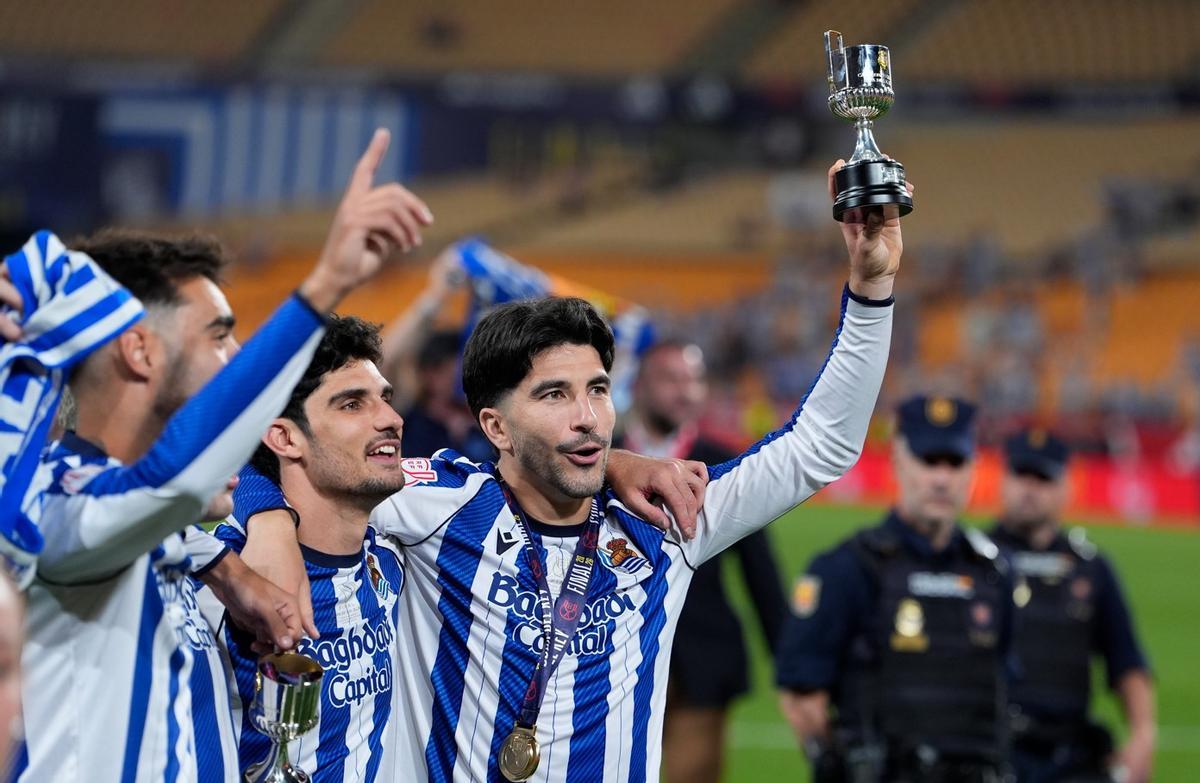 Soler y Guedes celebran la Copa del Rey con la Real Sociedad