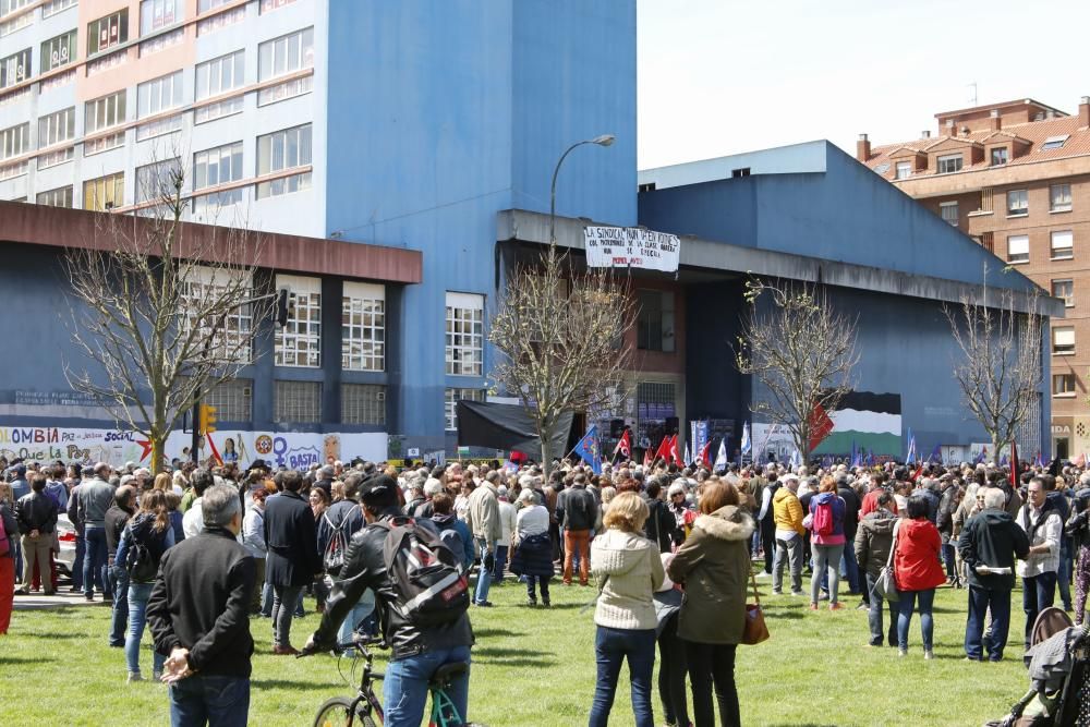 Los sindicatos minoritarios reclaman en Gijón políticas contra la precariedad