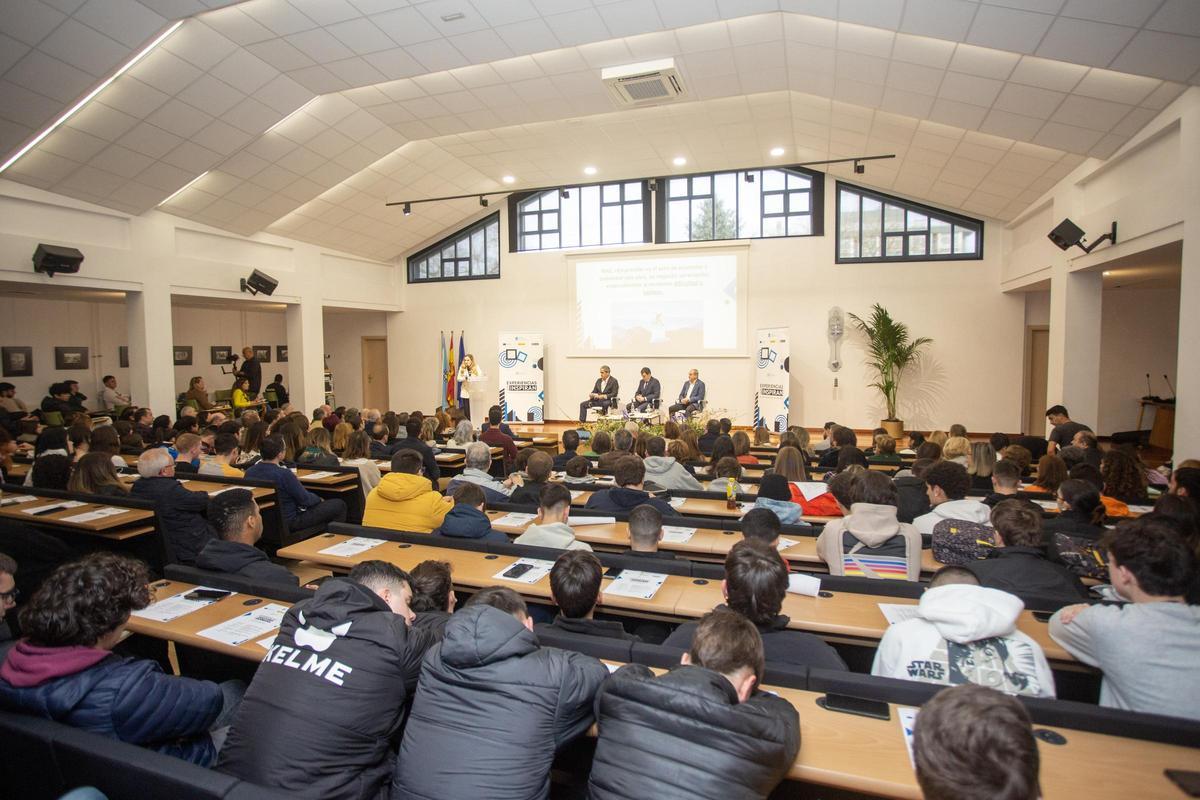 La Cámara y la Xunta forman a jóvenes para emprender