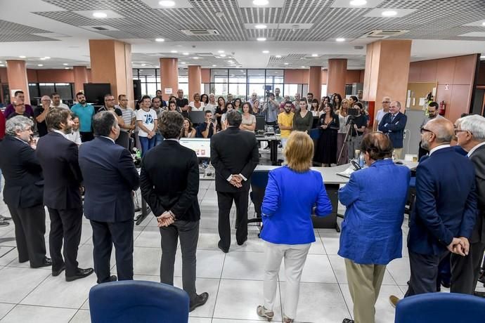 03-10-19 LAS PALMAS DE GRAN CANARIA. REDACCION. LAS PALMAS DE GRAN CANARIA. Visita de Javier Moll a la Redacción del periódico. Fotos: Juan Castro.  | 03/10/2019 | Fotógrafo: Juan Carlos Castro