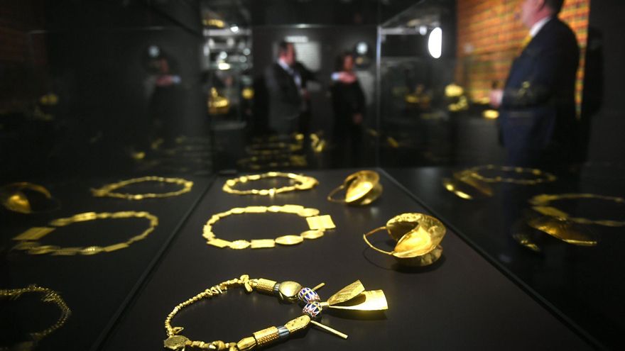 Los tesoros del África llegan a la Fundación Barrié de A Coruña con &#039;El oro de los Akan&#039;