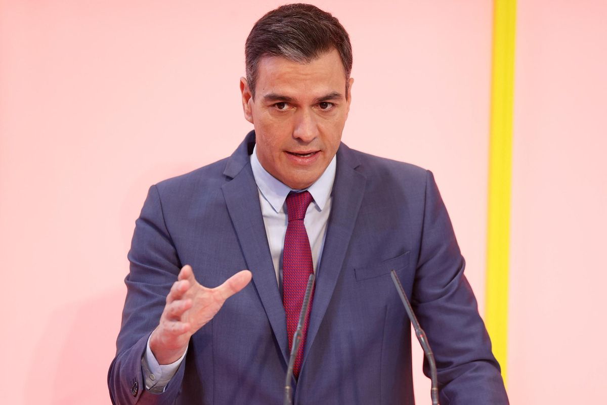 Espanya convida els Emirats Àrabs a una relació estratègica que augmenti les inversions Espanya convida els Emirats Àrabs a una relació estratègica que augmenti les inversions