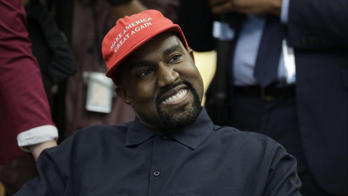 Kanye West se lleva 500 pares de zapatillas de la vivienda conyugal