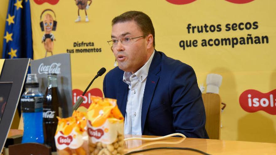 David Pérez, presentando la Copa Isola.