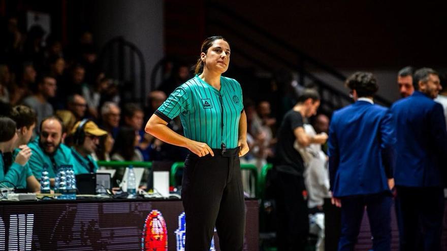 La árbitra tinerfeña Ariadna Chueca pitará en los Juegos Olímpicos de París