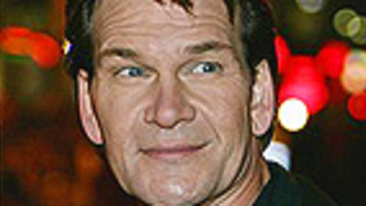 Patrick Swayze ingresa en un hospital a causa de una neumonía El