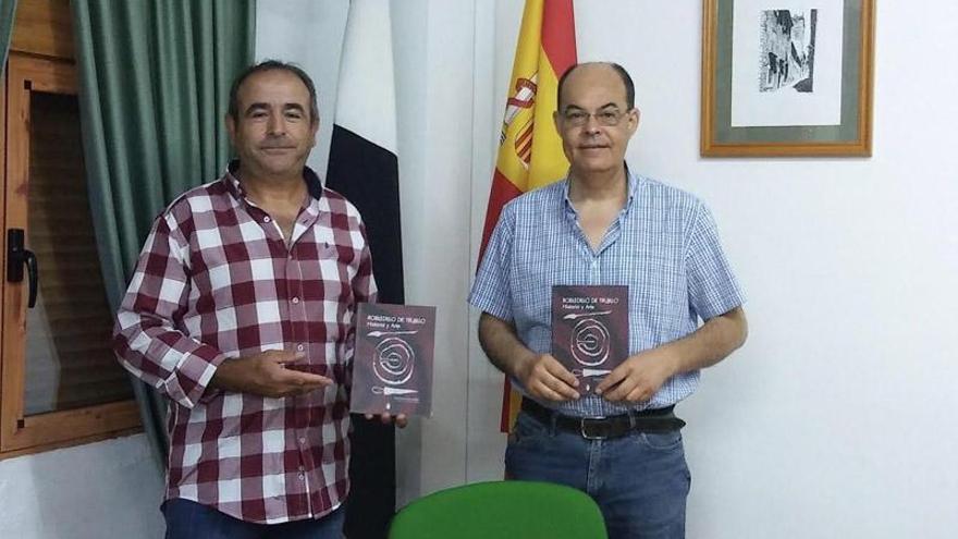 El cronista Ramos Rubio publica un libro sobre Robledillo de Trujillo