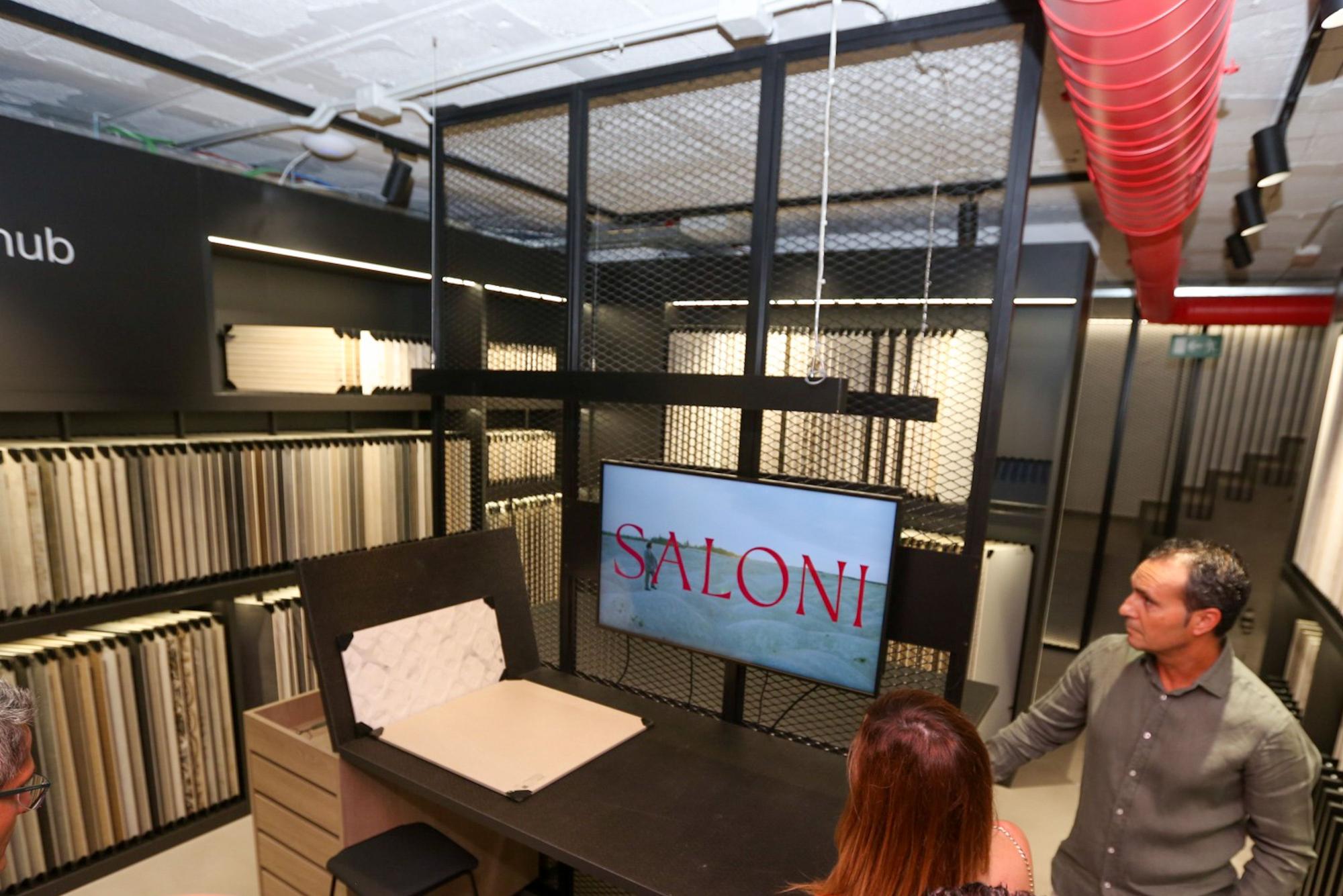 Inauguración de Saloni en Alicante