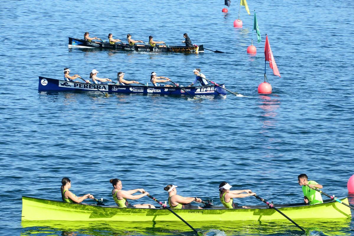 Una de las regatas femeninas.