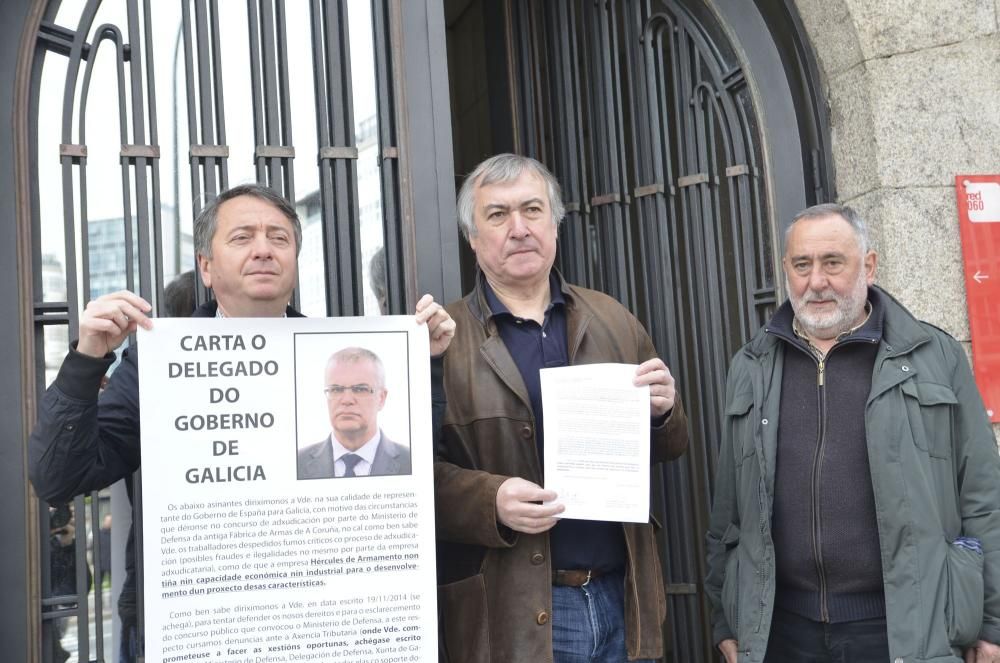 Concentración de los extrabajadores de Santa Bárba