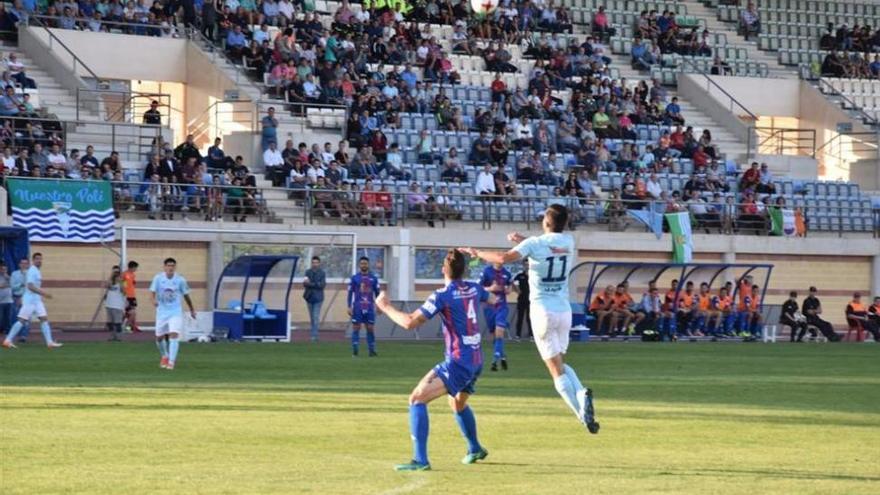 El Extremadura gana contundencia