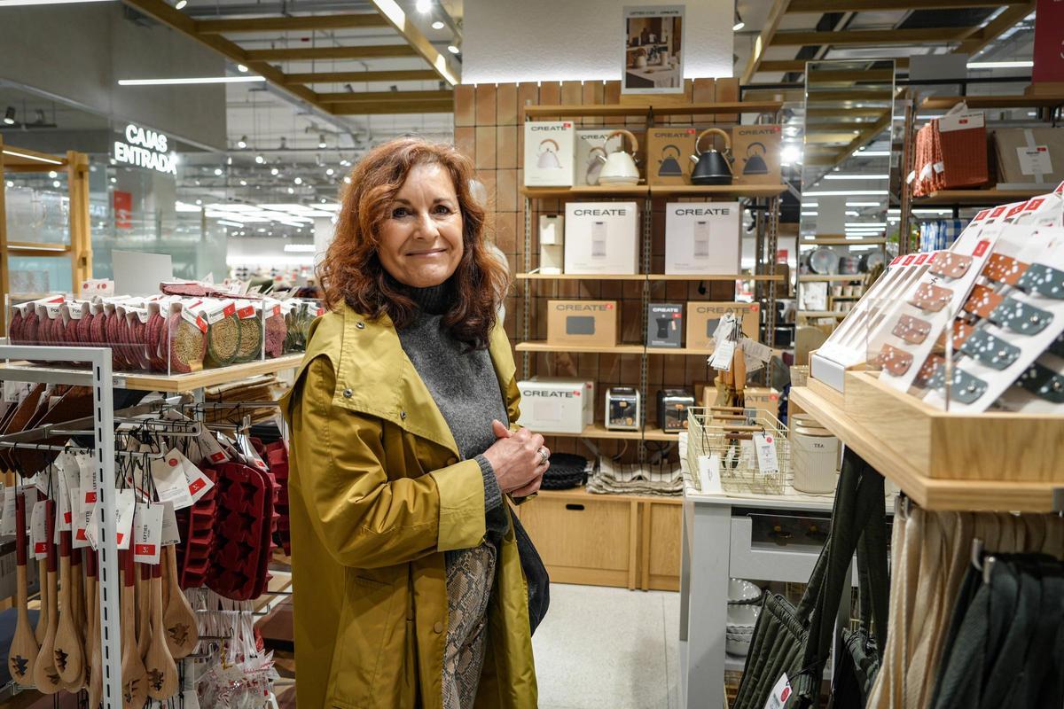 FOTOGALERÍA | Primer día de rebajas en Badajoz: colas, cambios y menos afluencia que otros años