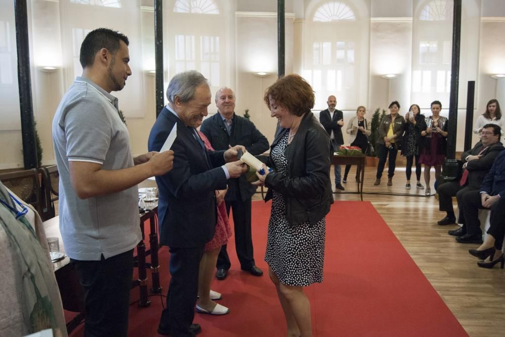 Homenaje a 47 funcionarios del Ayuntamiento de Oviedo