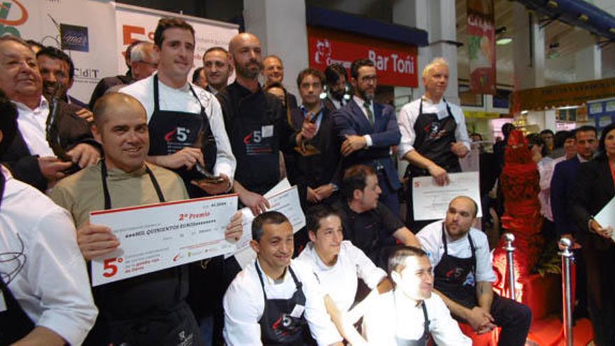 El chef de El Plantío de Alicante gana el concurso de la gamba roja de Dénia