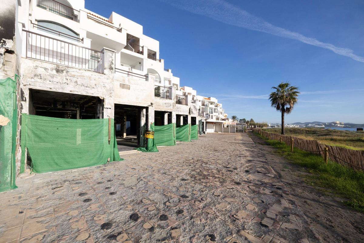 Vista exterior de las conscuencias del incendio