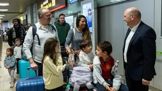 La RFEF repatria a 150 profesionales del fútbol español desde Oriente Medio