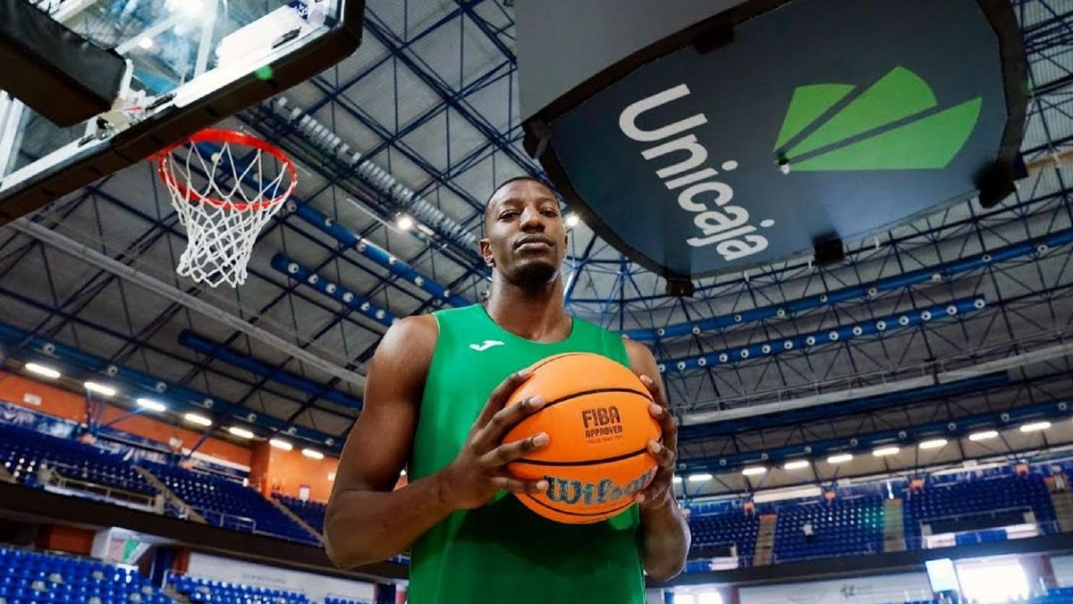 Yankuba Sima, EXpívot del Unicaja.
