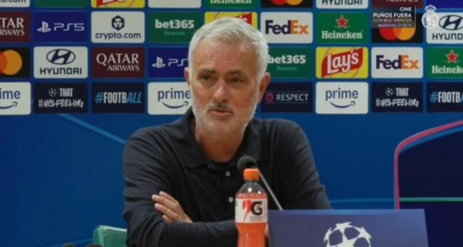 Mourinho se quita la careta y declara la guerra
