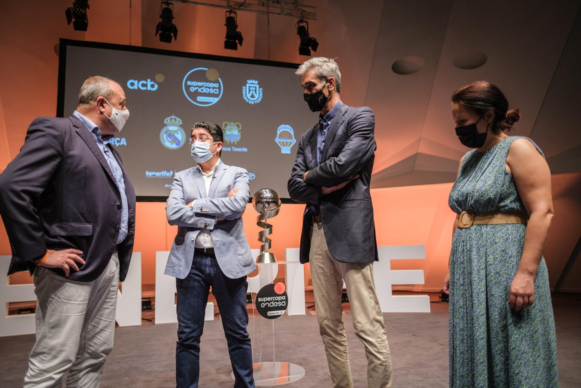 Presentación de la Supercopa de baloncesto en Tenerife