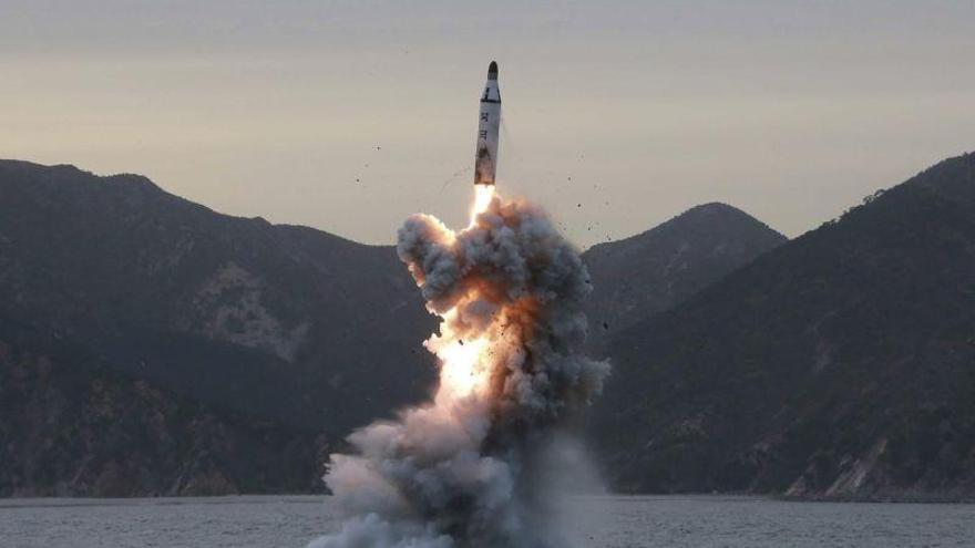 Corea del Norte construye nuevos misiles