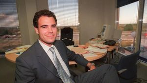 El empresario Javier Pérez Dolset en su despacho, en tiempos fundacionales de su compañía.