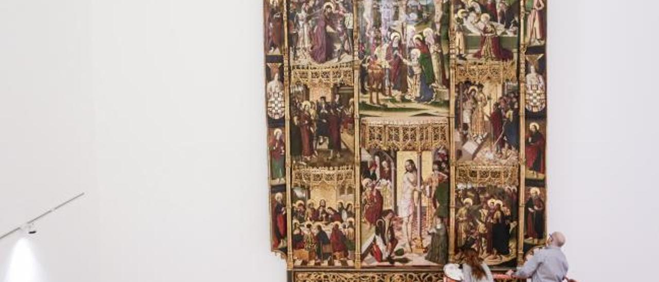 Así fue el montaje del Retablo de la Flagelación de Leonor de Velasco