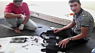 Un vídeo inédito muestra a los terroristas del 17-A fabricando explosivos en Alcanar