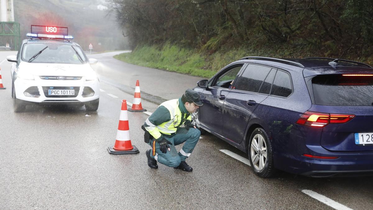 Control de la Guardia Civil.