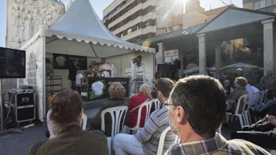 Santa Clara acoge una muestra de cocina en directo para promocionar los productos locales