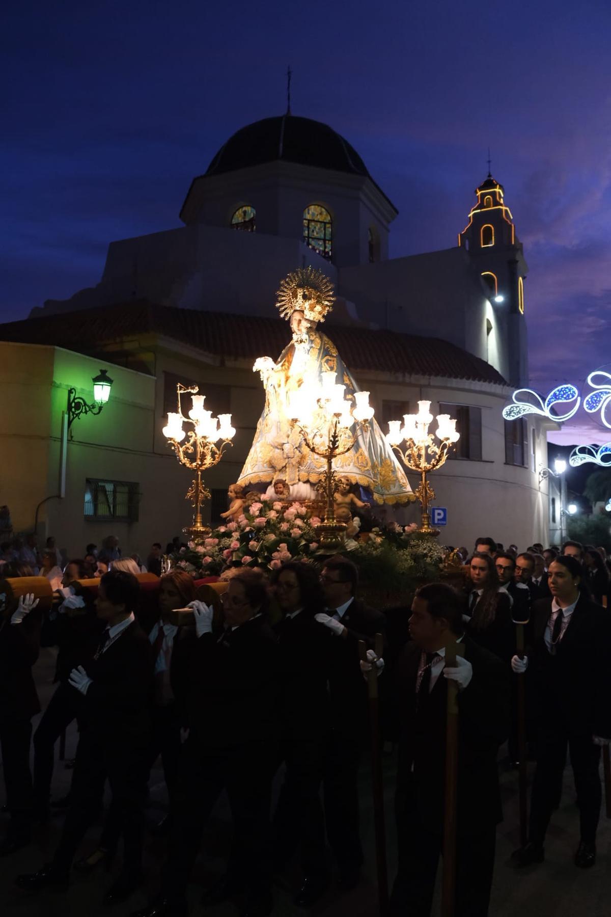 Fiestas Mayores Elda: Tracas y globos en las Fiestas por la Virgen de ...