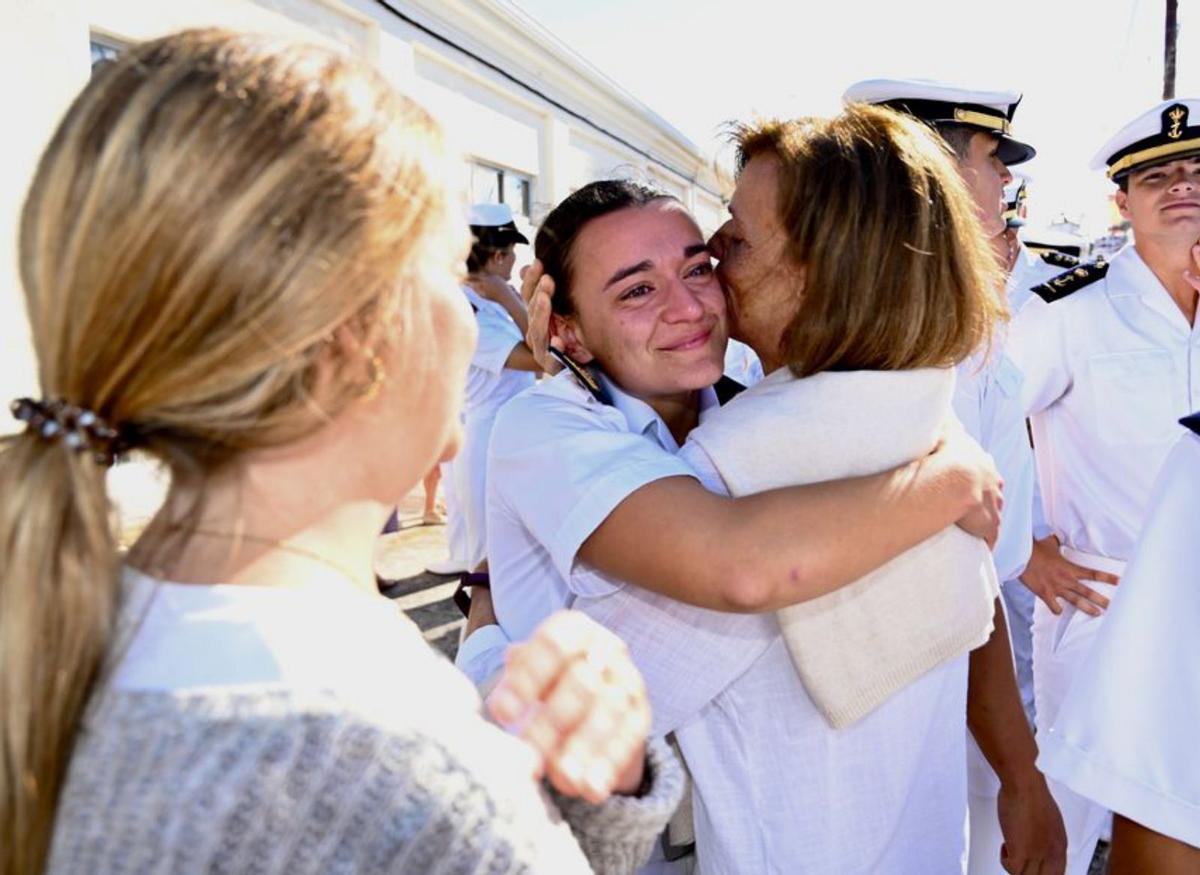 Recibimiento de familiares
en Marín.   | FDV