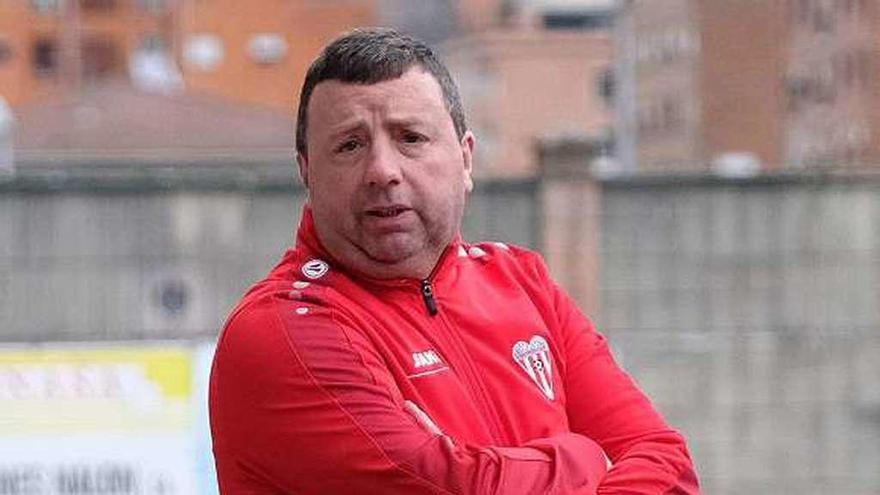 Marcos Suárez, durante un partido de L´Entregu.