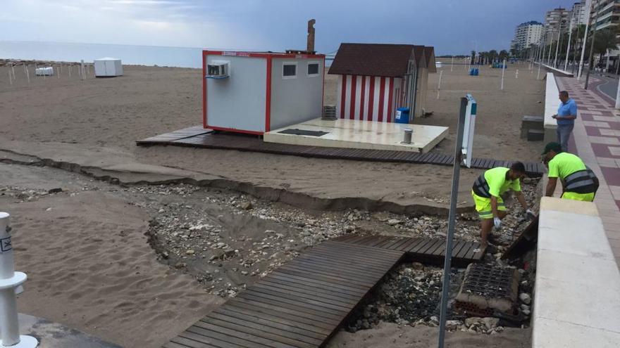 Daños en la playa de Muchavista en El Campello