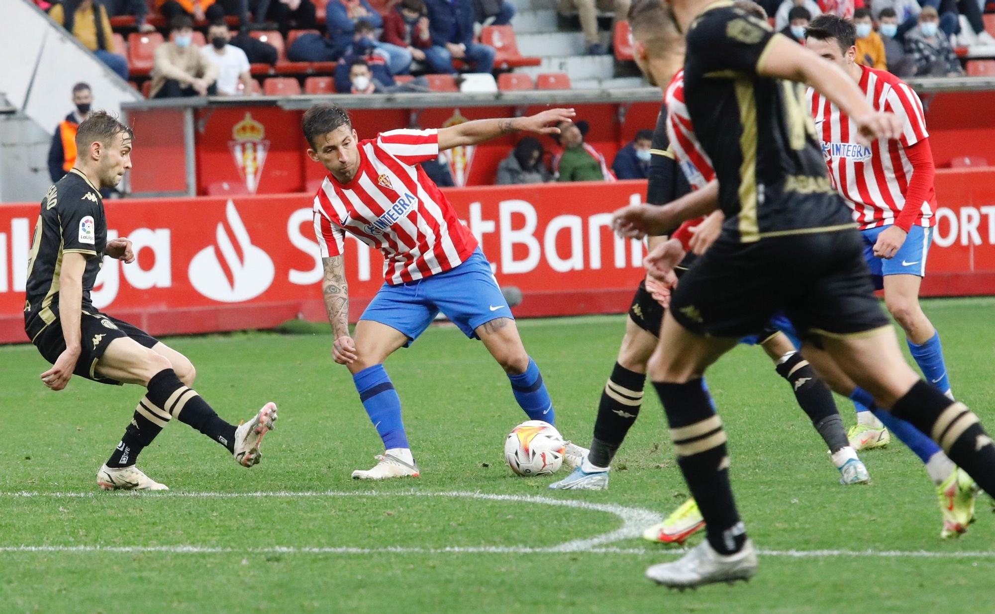 El partido entre el Sporting y el Lugo, en imágenes