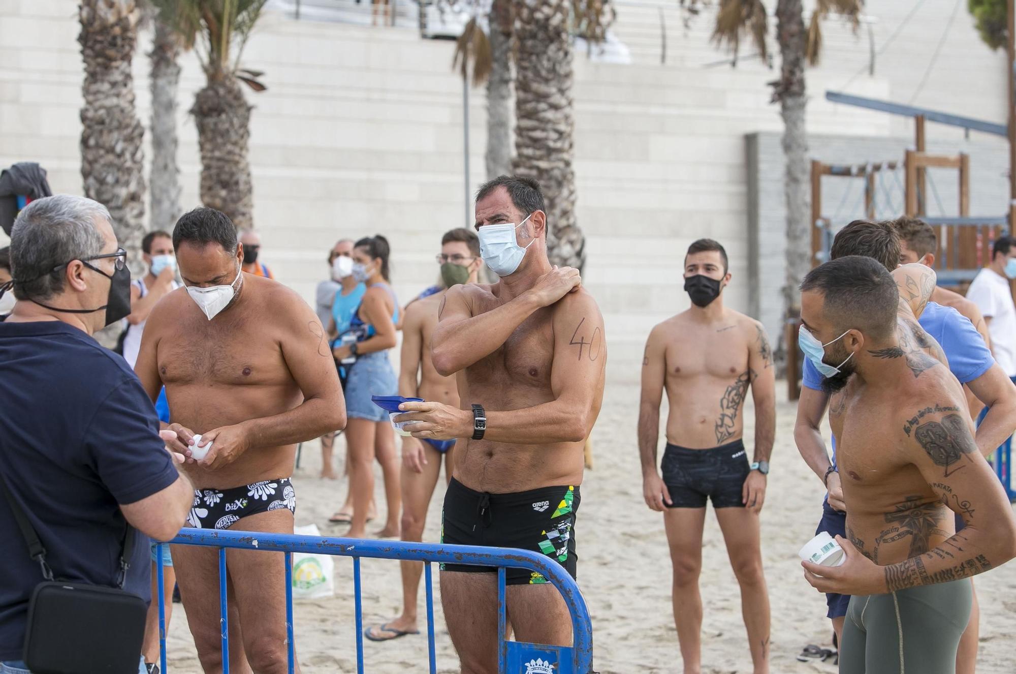 Meca y Crivillés inauguran en Alicante el canal de nado más largo de España