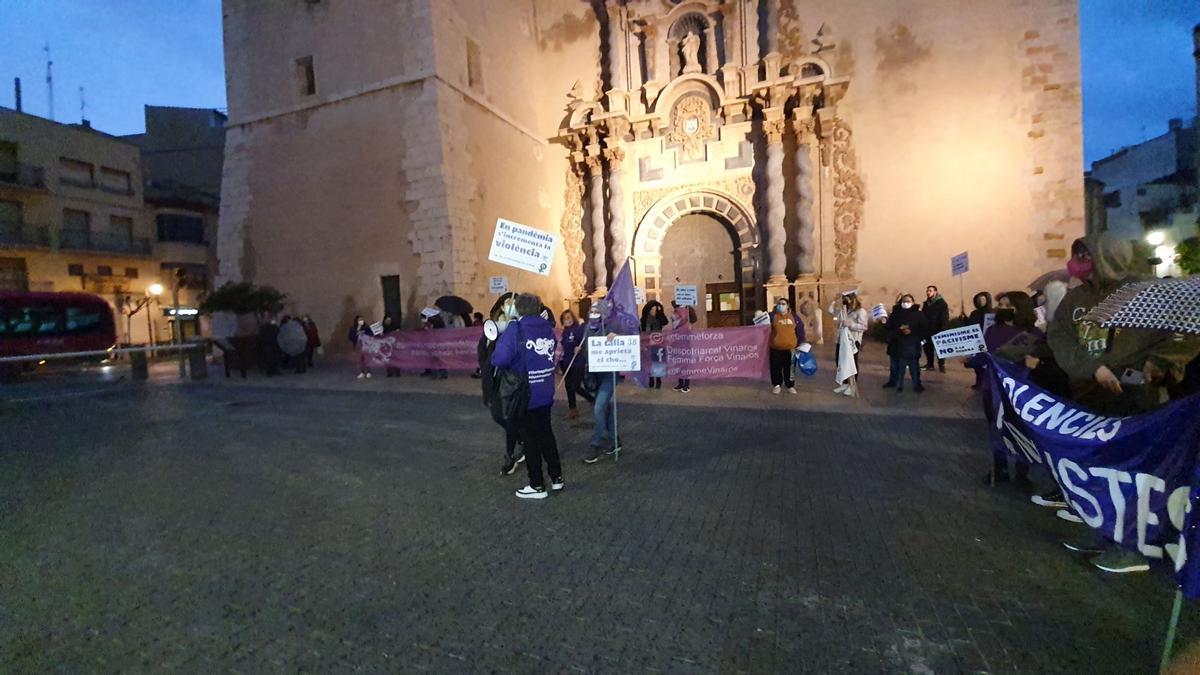 Las precipitaciones han impedido la manifestación por las calles de la capital del Baix Maestrat.