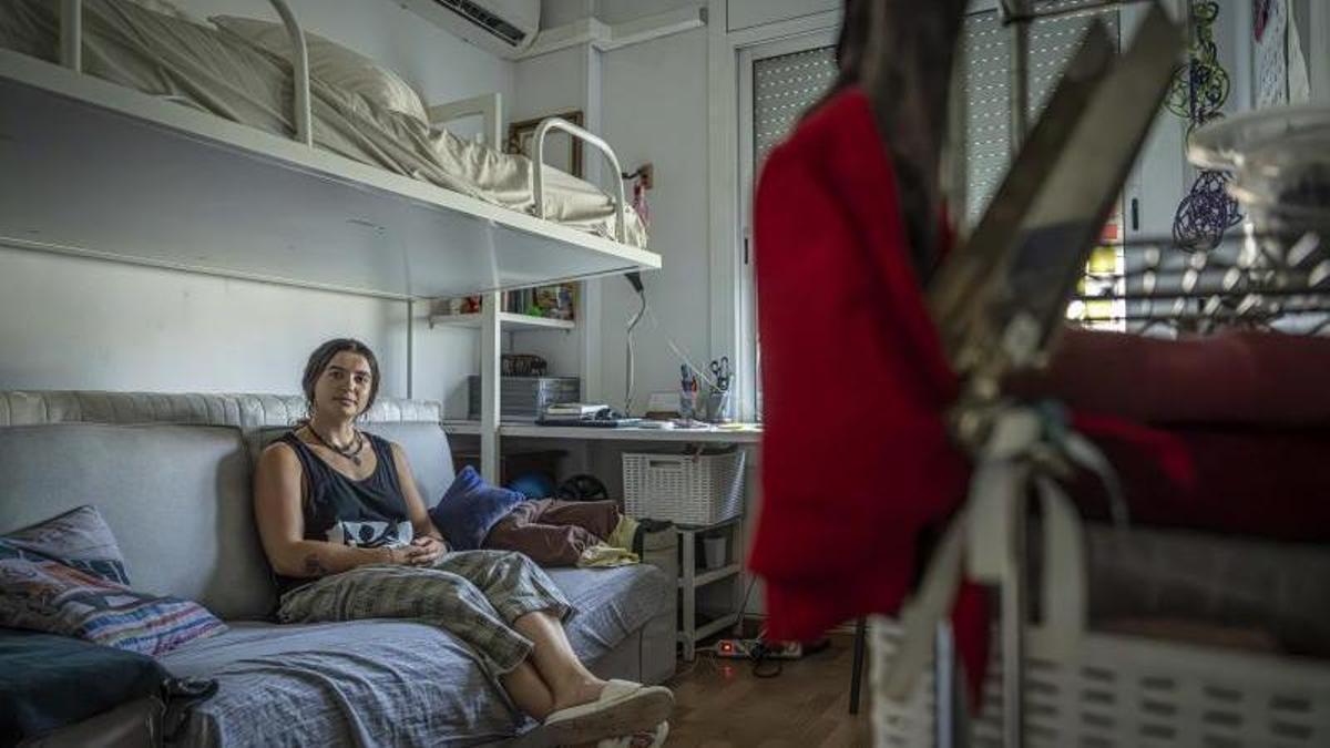Una habitación de 600 euros al mes y una beca de 2.700 al año:  Ir a la universidad fuera de tu ciudad depende de los ingresos de tu familia