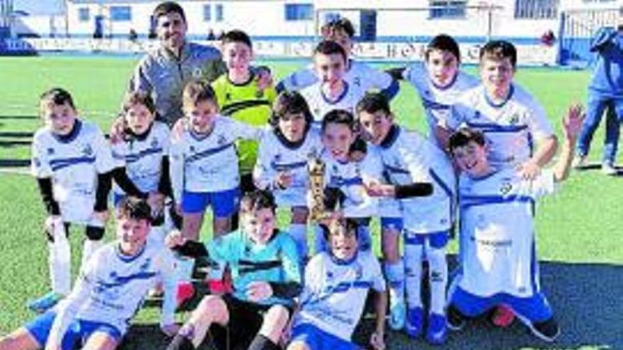 Los torneos de fútbol, ajedrez y fútbol sala crean escuela en Borja