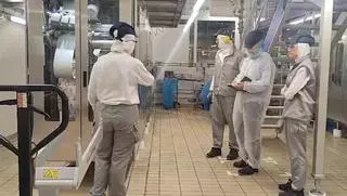 VÍDEO: Así es la línea de envasado Meritene de Nestlé en Sebares