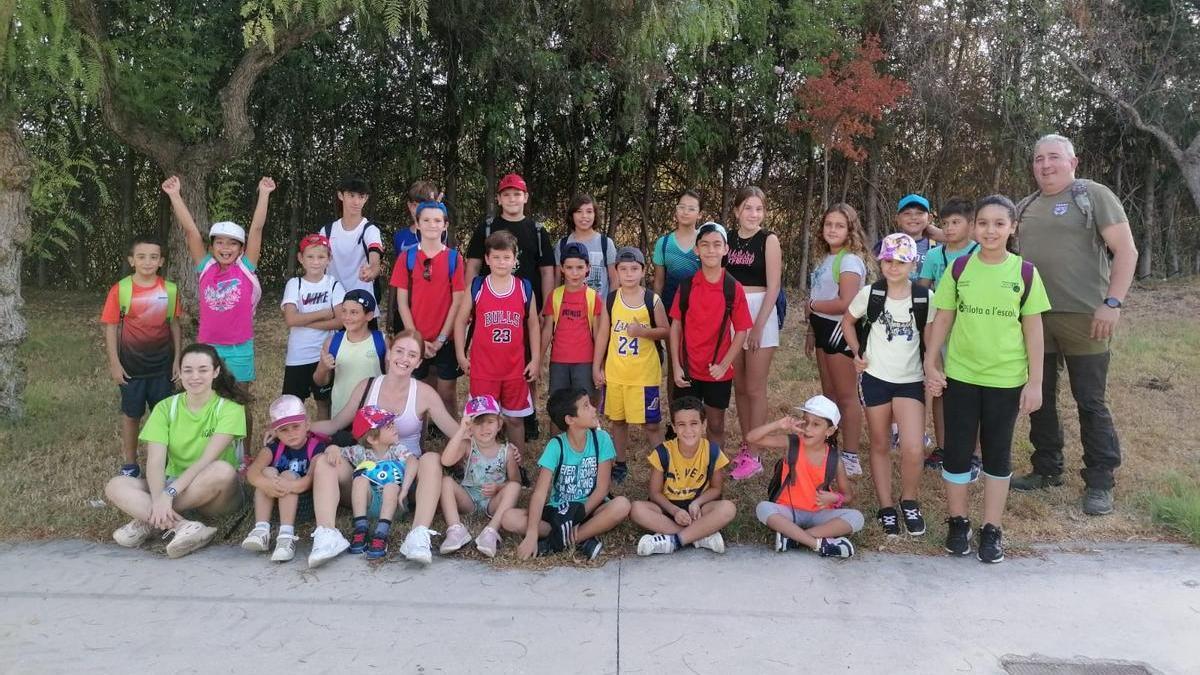 Foto de familia de los niños participantes en el Campus.