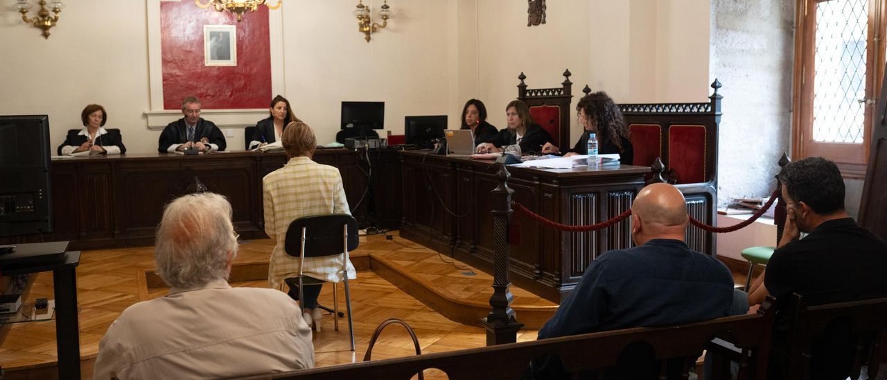 Declaración de los acusados en el juicio por prevaricación a cuatro concejales de Roales del Pan.