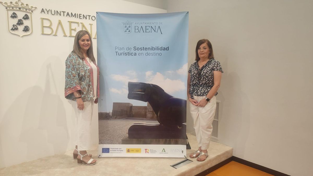 María Jesús Serrano y Ana Cruz, tras la rueda de prensa.