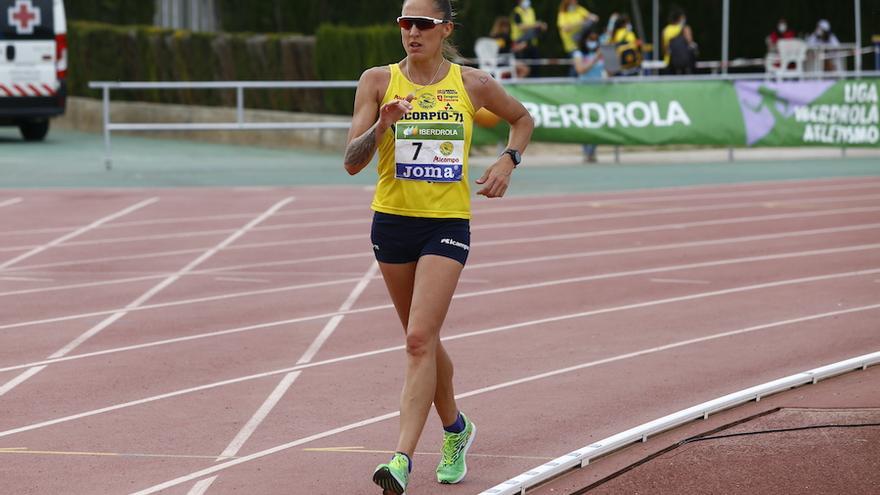 Ainhoa Pinedo, durante la prueba de 5.000 metros marcha.