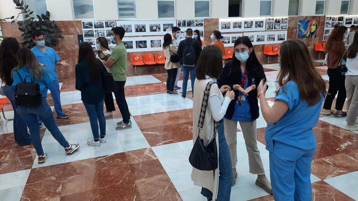 Asistentes a las jornadas informativas para residentes en el Dr Balmis