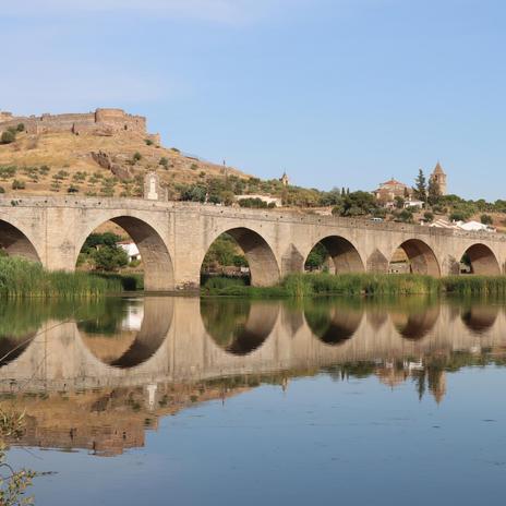 Siguiendo el itinerario del sabor: todo lo que puedes comer en los Pueblos Mágicos de España