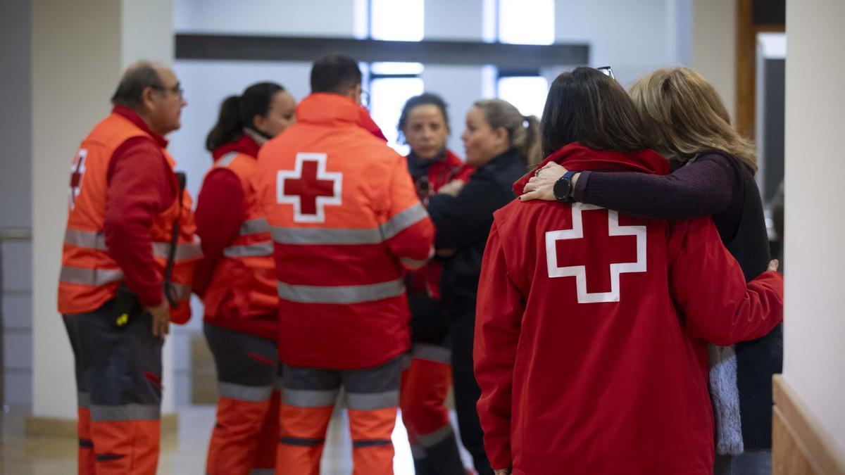Vídeo | La Guardia Civil habilita oficinas en varias ciudades para la identificación y recogida de muestras de ADN tras el accidente ferroviario