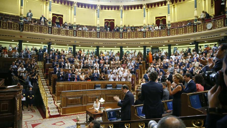 El Gobierno bloquea iniciativas sobre grandes proyectos y de los incendios en Alicante