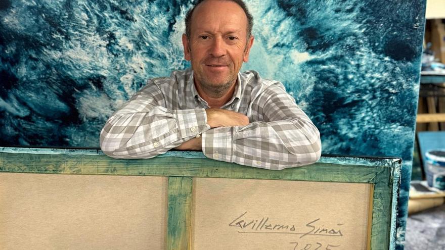 Guillermo Simón convierte en poemas pintados su visión del Cantábrico, con el apoyo de una decena de autores asturianos