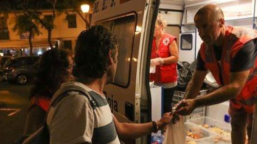 Cruz Roja analiza en una jornada la situación de las personas sin hogar