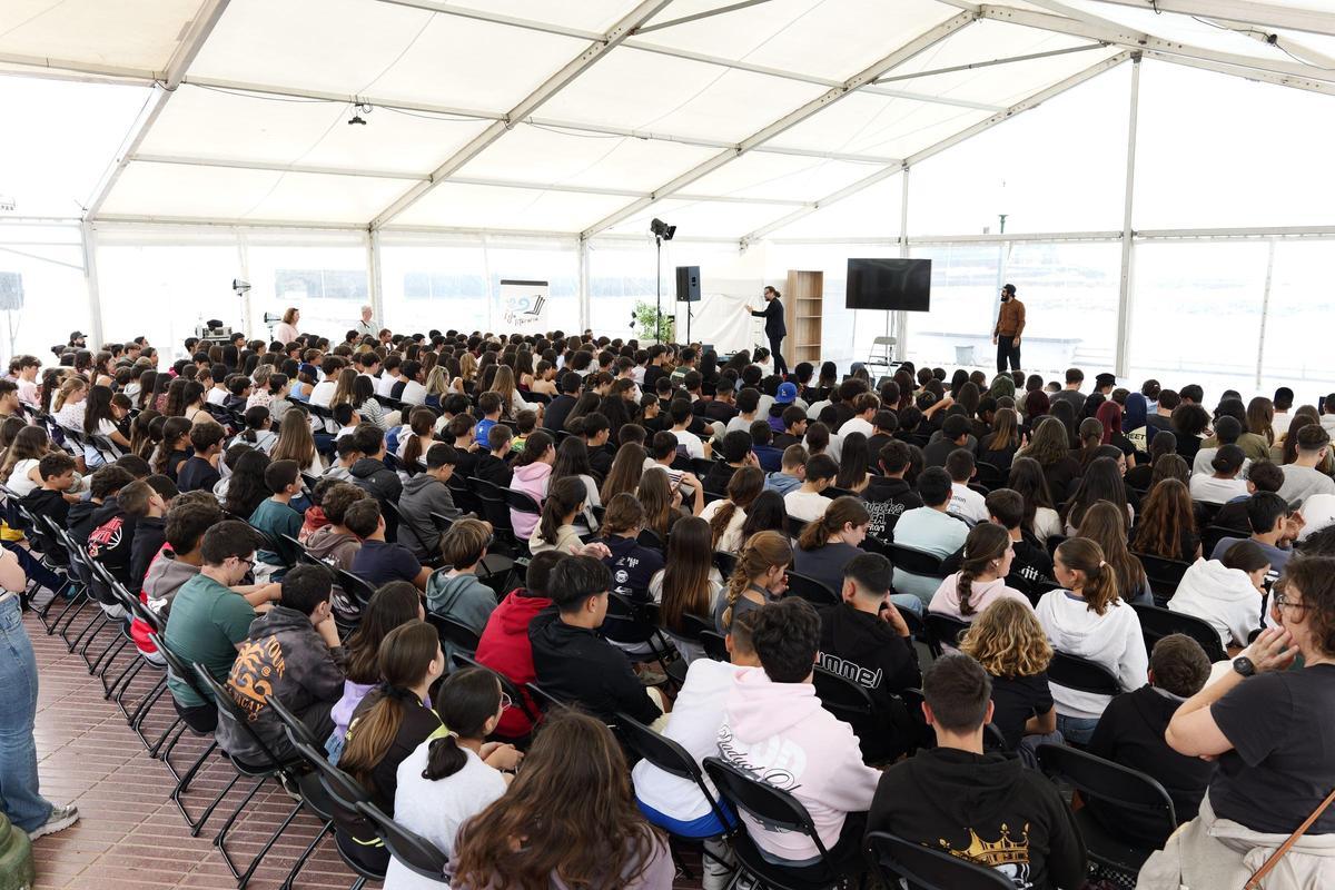 Público durante las jornadas de la Fiera del Libro 2026.